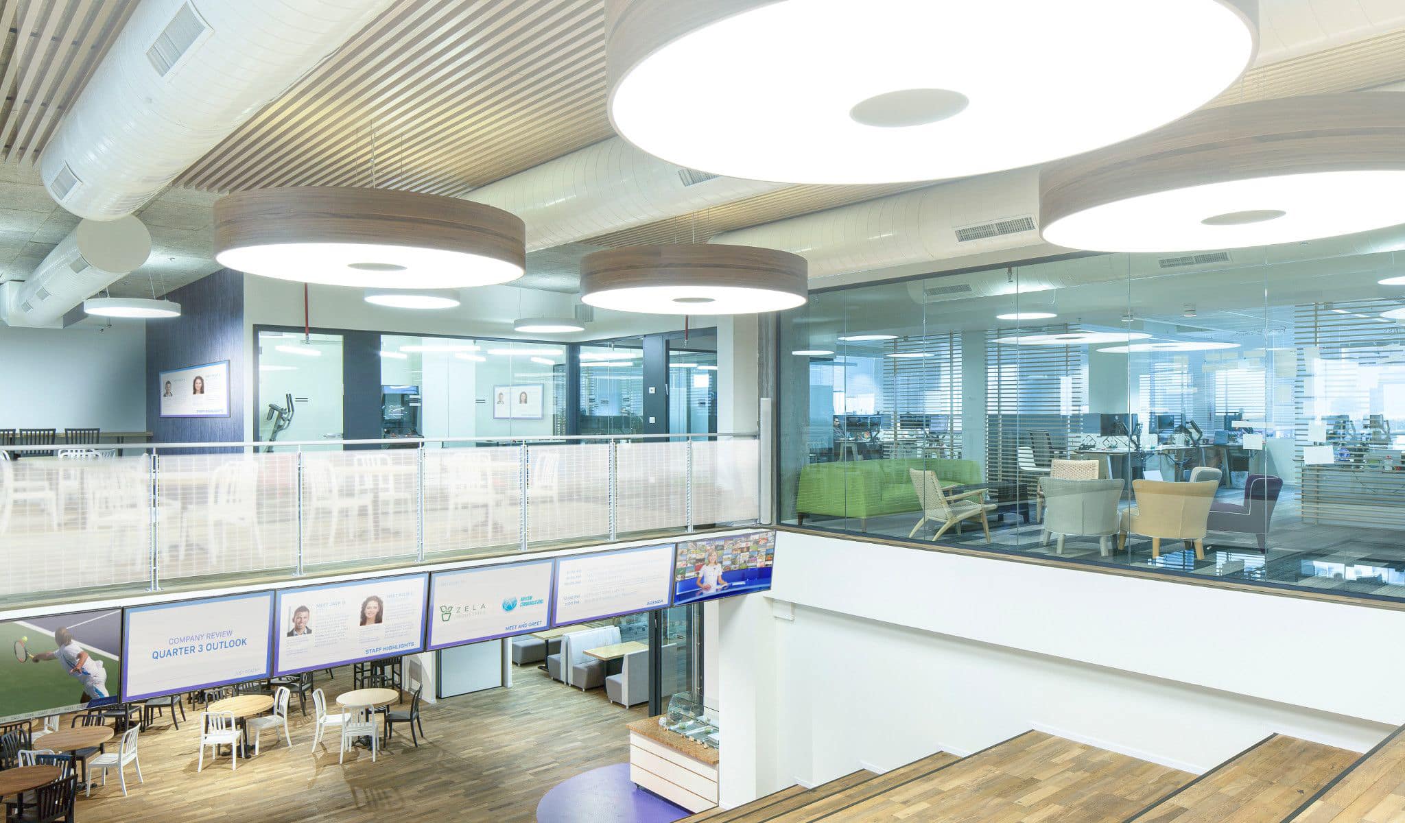 Office building with intelligent lighting system